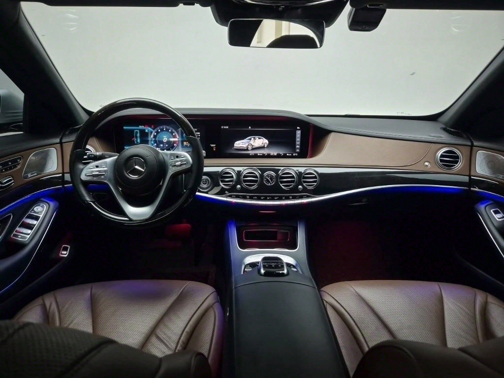 Mercedes Benz S Class - Vista 5