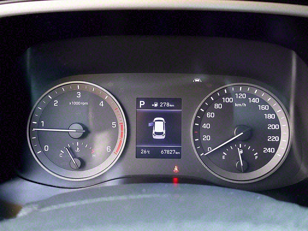 HYUNDAI Tucson - Vista 11