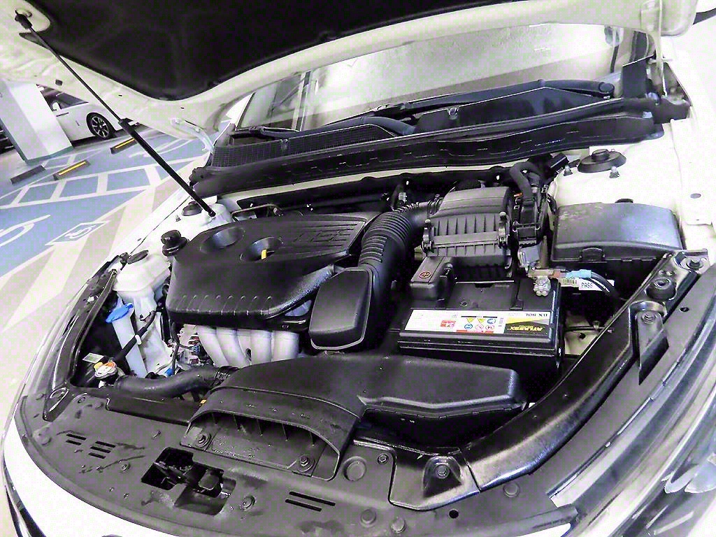 KIA K5 2015 Blanco - Importación desde Corea - HF Imports Iquique - Foto 19