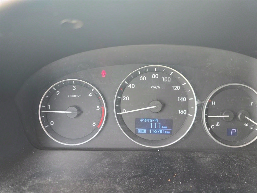 HYUNDAI Starex - Vista 8