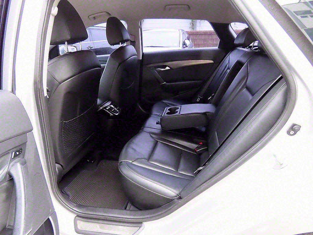 HYUNDAI i40 - Vista 6