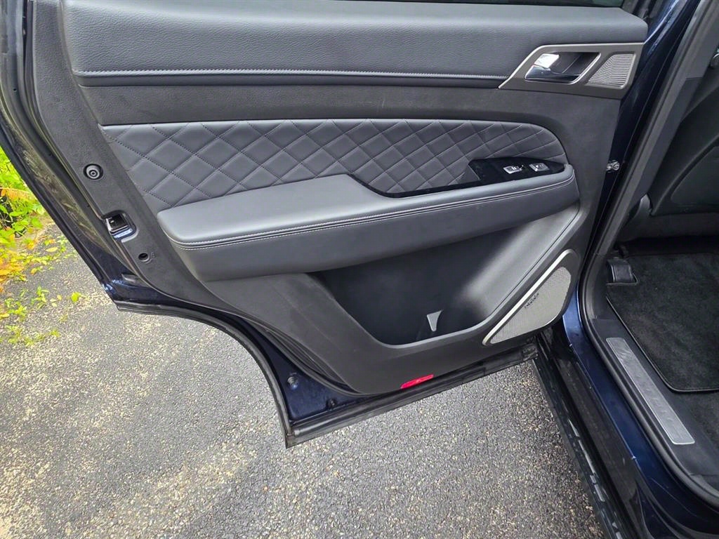 Ssangyong Rexton - Vista 8