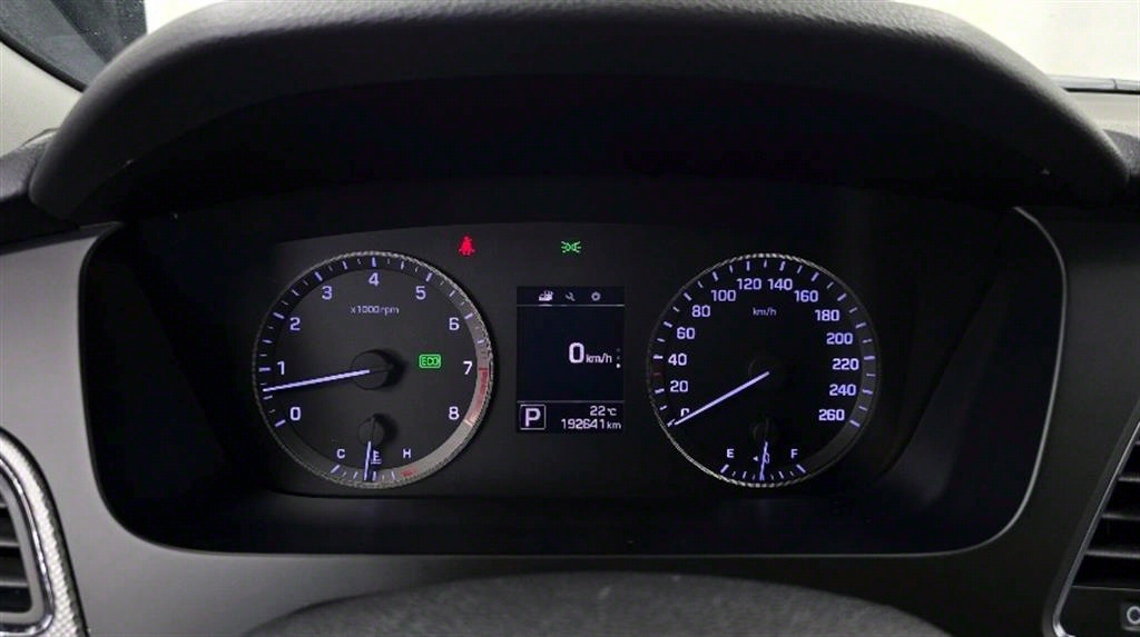 HYUNDAI Sonata - Vista 8