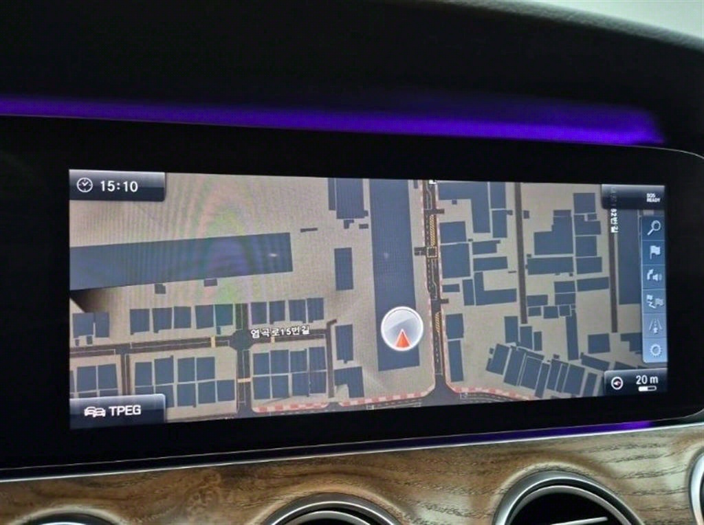 Mercedes Benz E class 2018 Plateado - Importación desde Corea - HF Imports Iquique - Foto 14