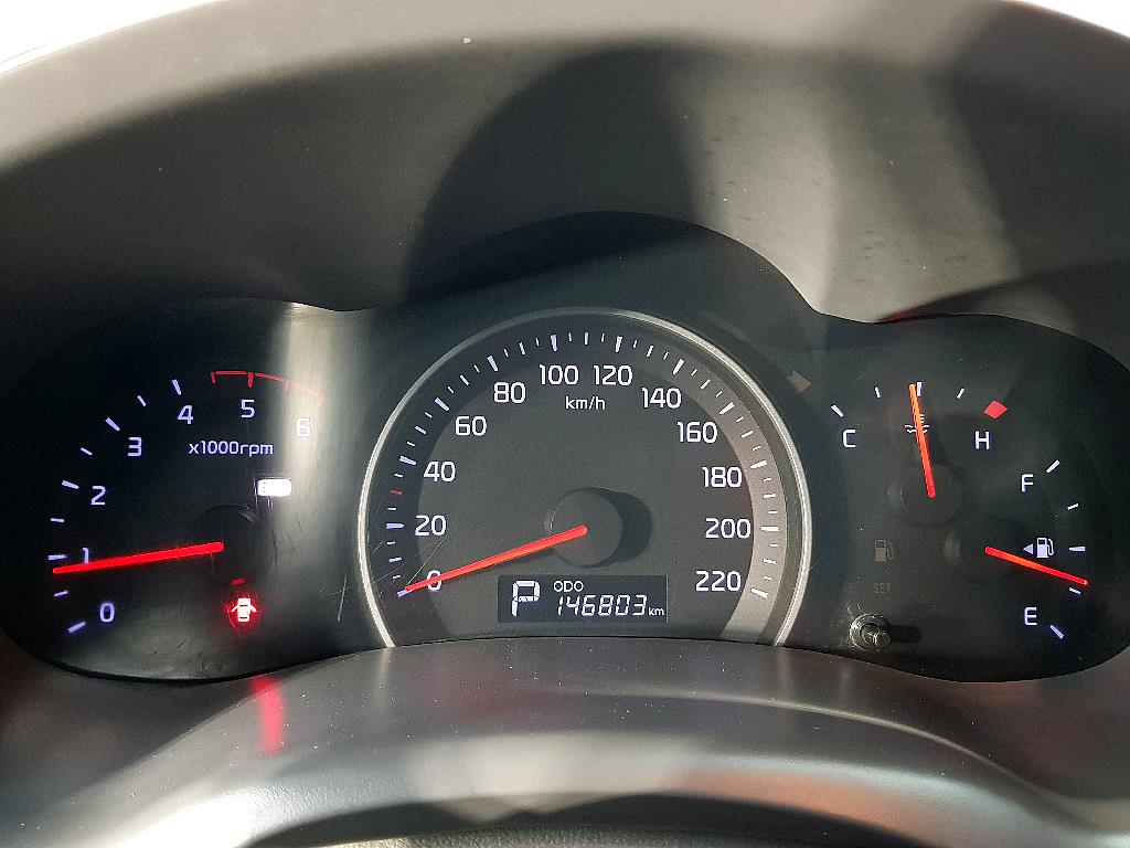 KIA Carnival - Vista 7