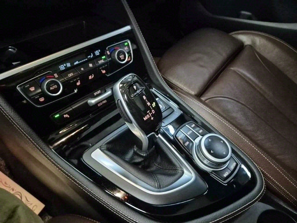 BMW 2 series - Vista 8