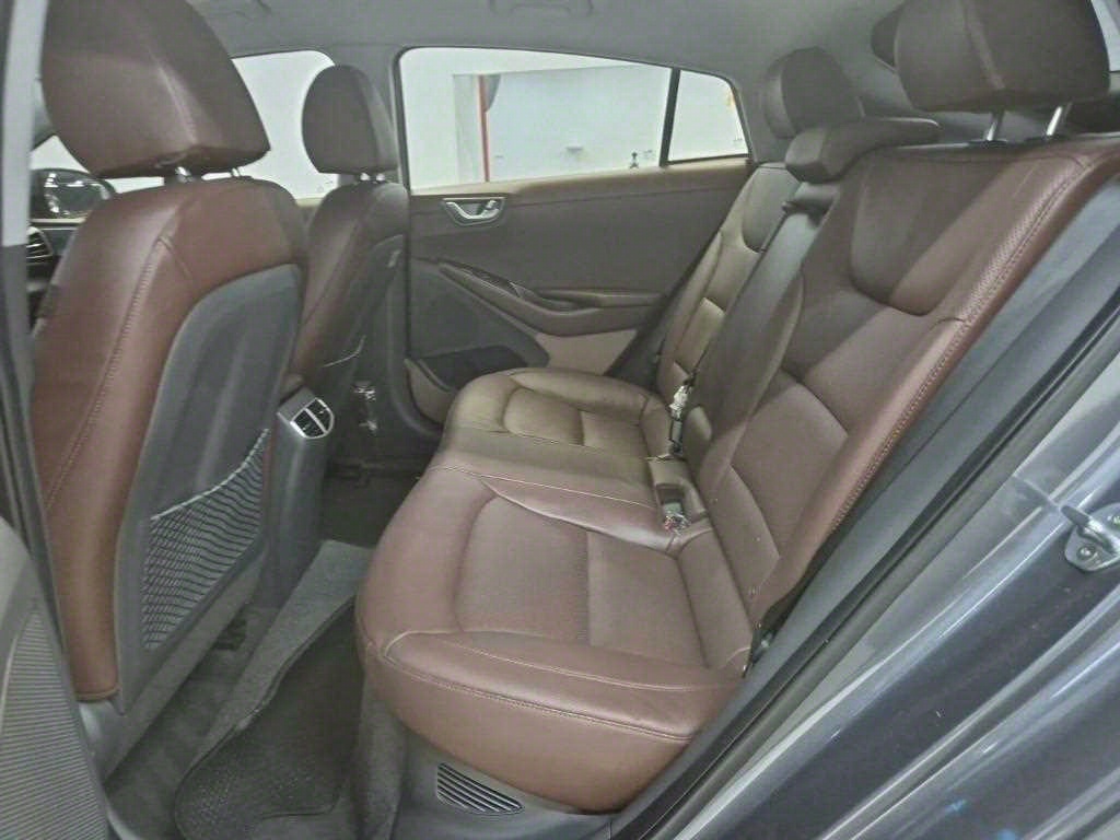 HYUNDAI Ioniq - Vista 12