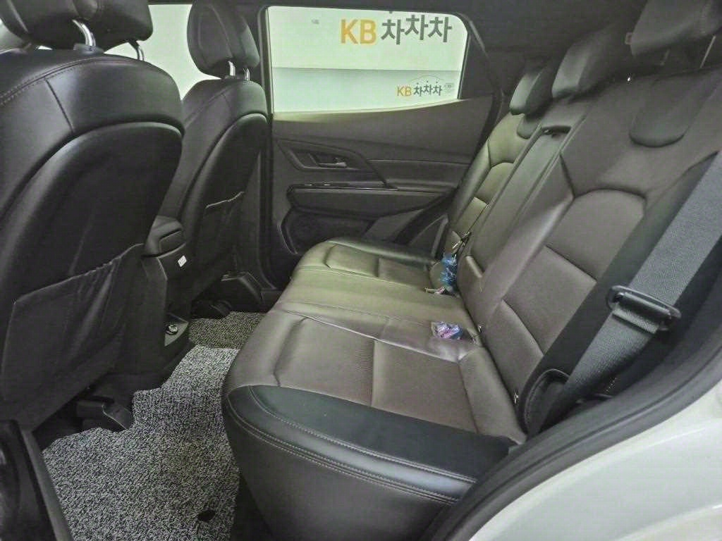 Ssangyong Korando - Vista 12