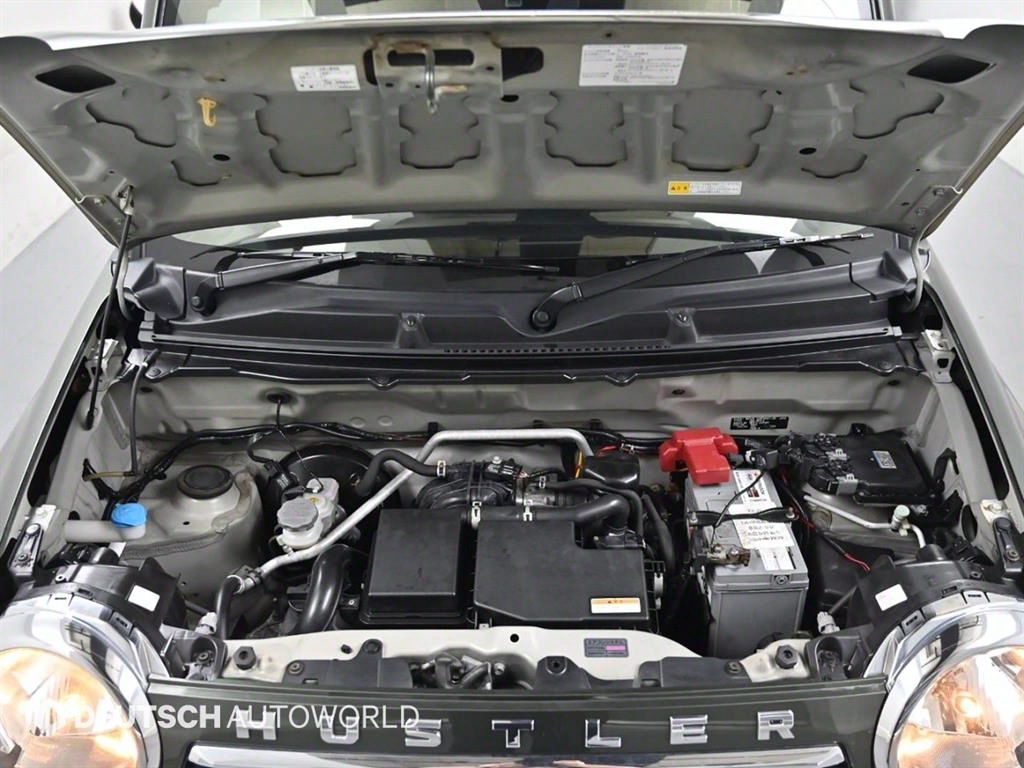 Suzuki Hustler - Vista 6