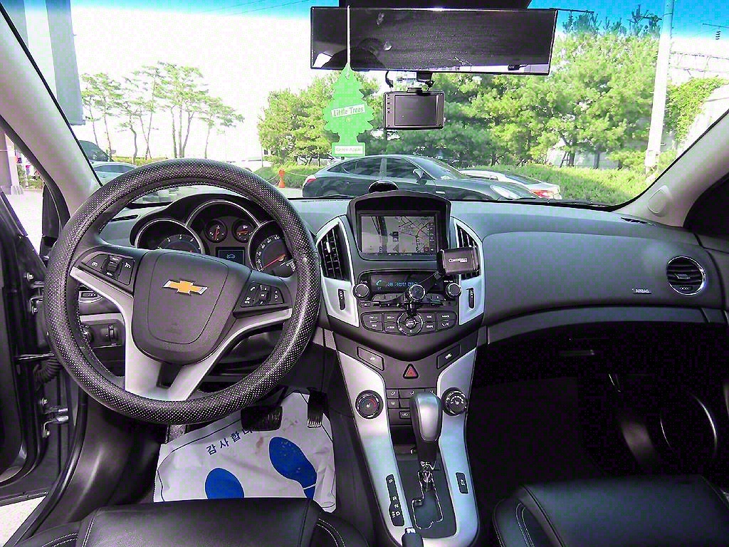 Chevrolet Cruise - Vista 7