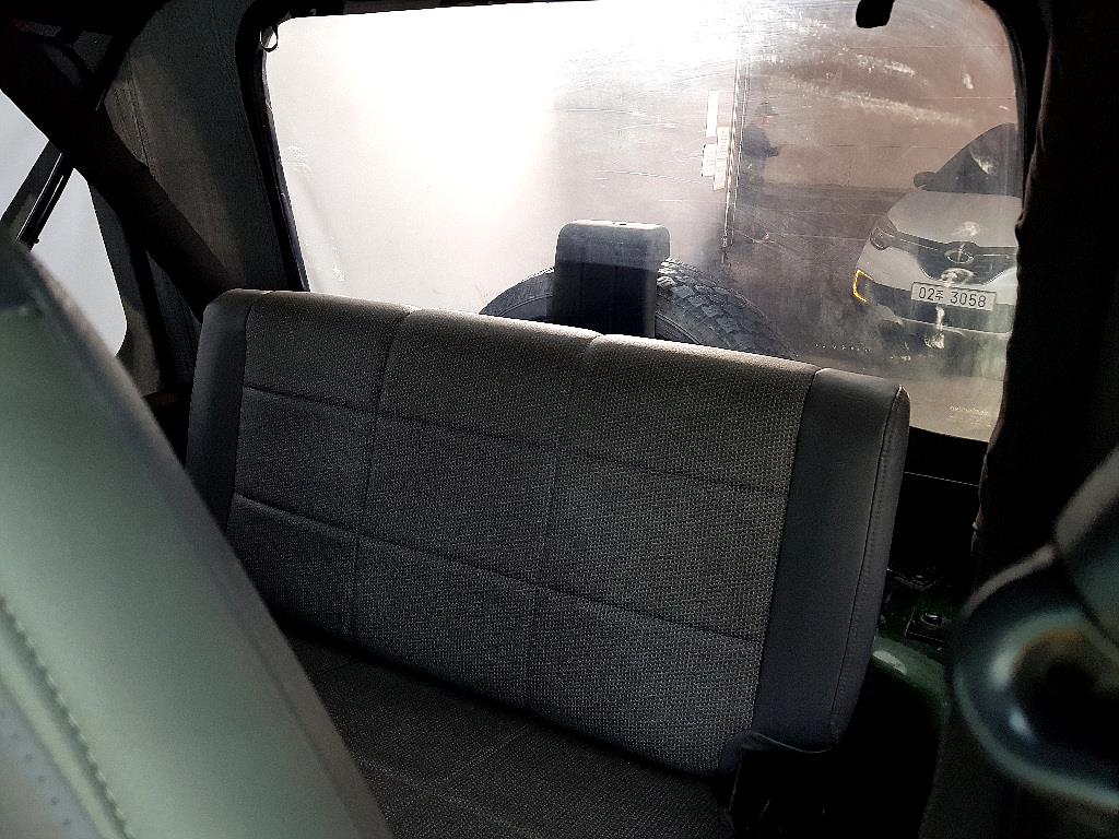 Jeep Wrangler - Vista 9