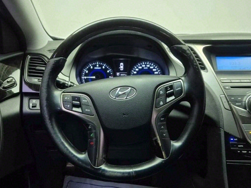 HYUNDAI Grandeur - Vista 9