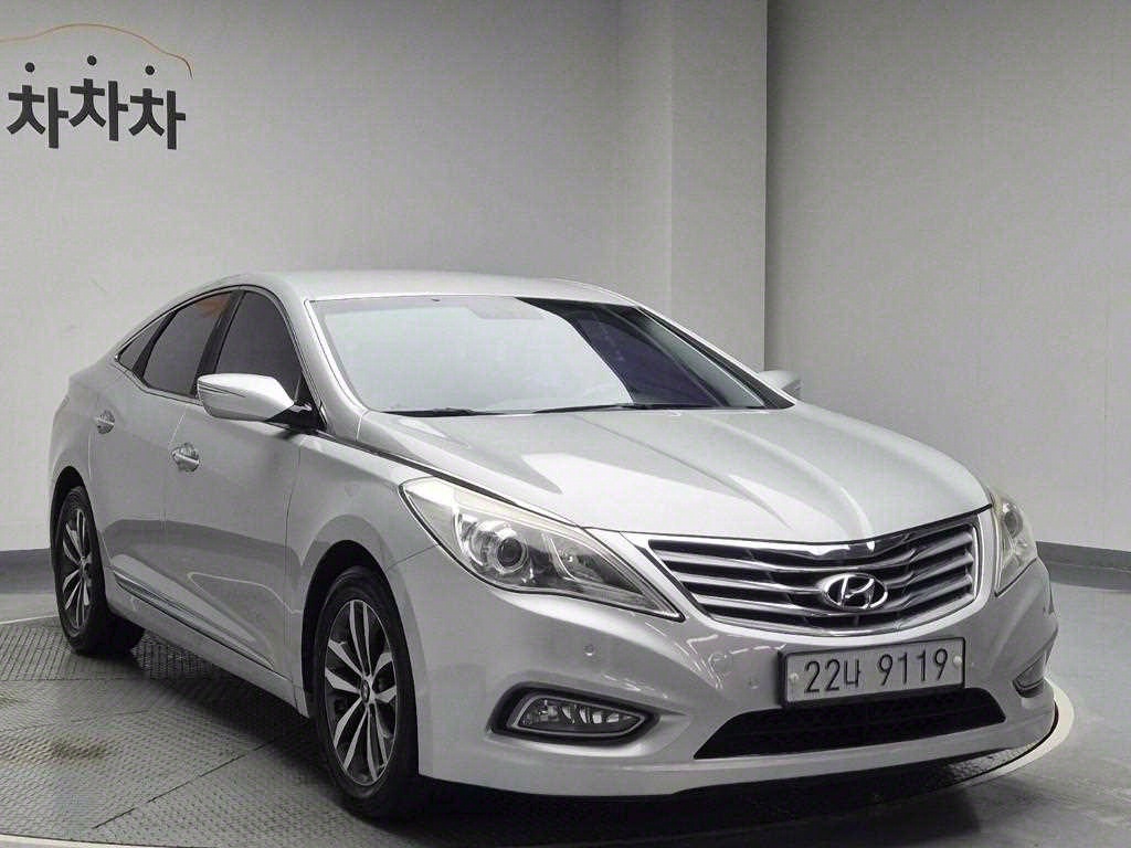 HYUNDAI Grandeur - Vista 4
