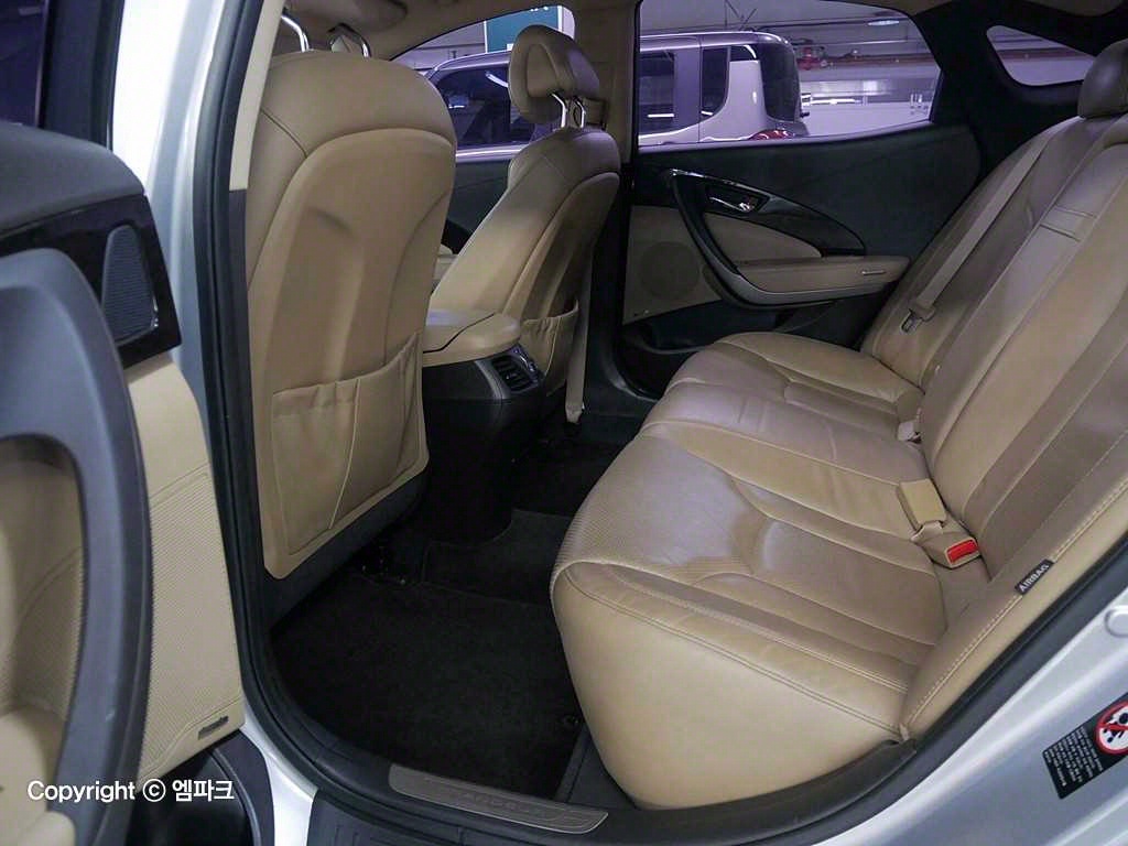 HYUNDAI Grandeur - Vista 11