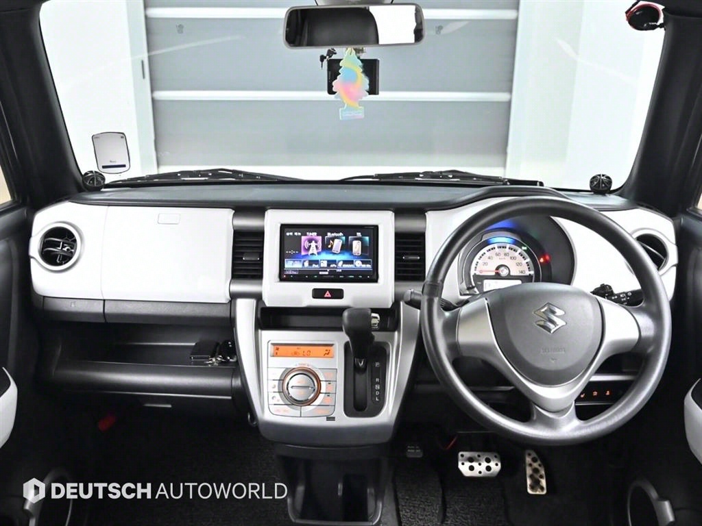 Suzuki Hustler - Vista 7