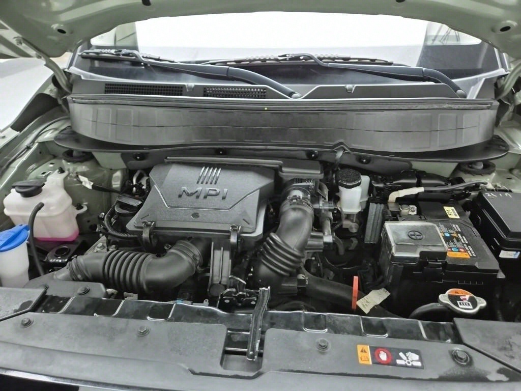 HYUNDAI Casper - Vista 5