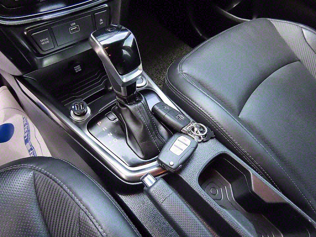 Ssangyong Tivoli - Vista 10