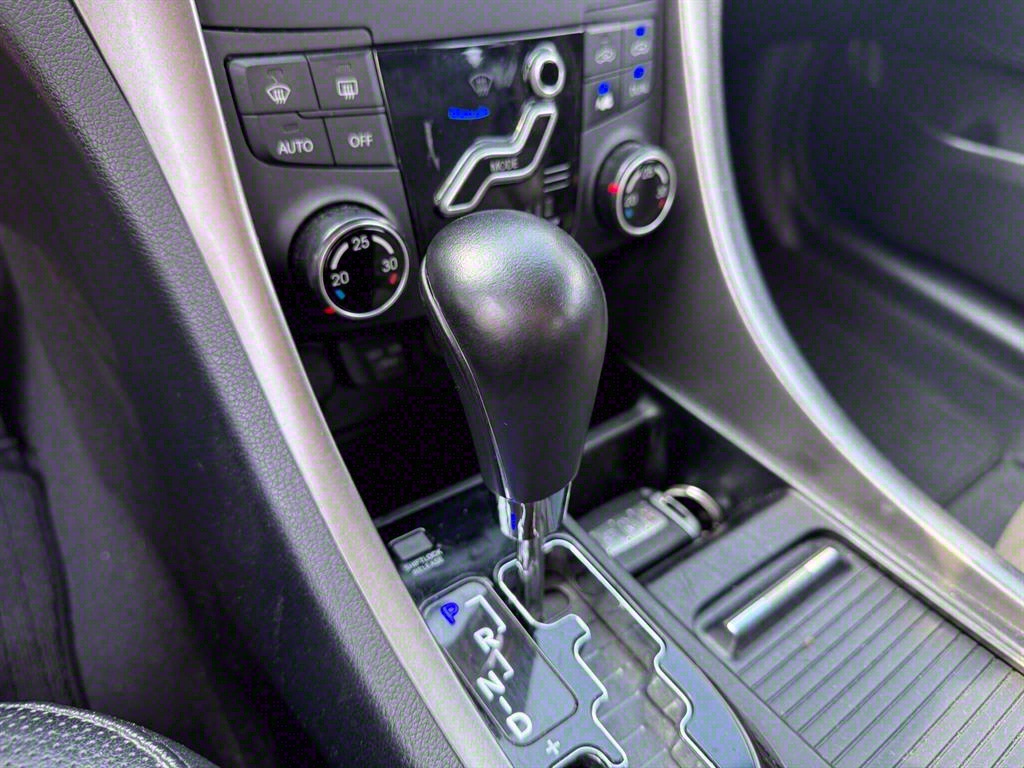 HYUNDAI Sonata - Vista 9