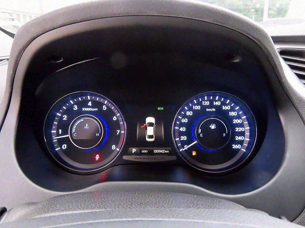 HYUNDAI Grandeur - Vista 9