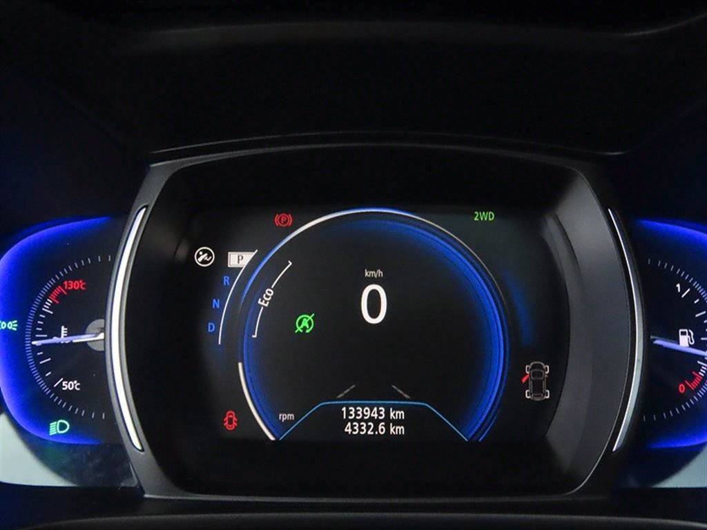 SAMSUNG QM6 - Vista 8