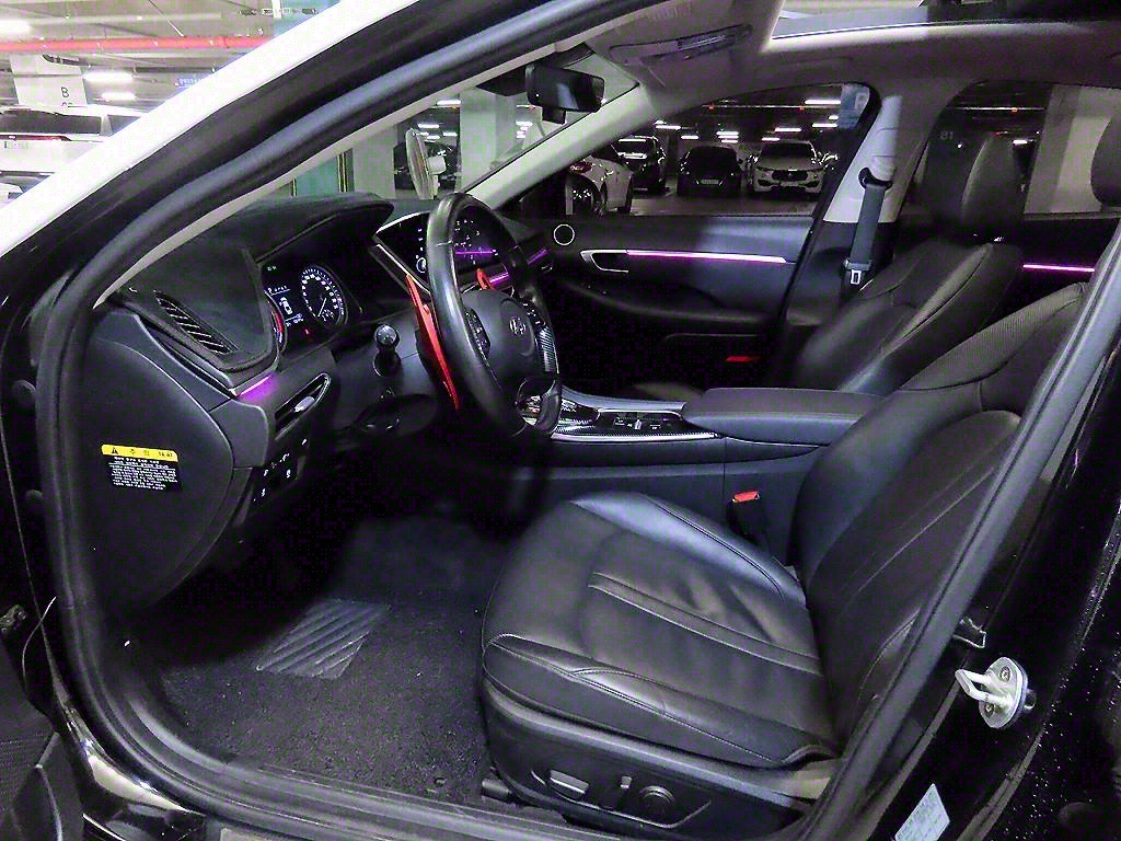 HYUNDAI Sonata - Vista 6