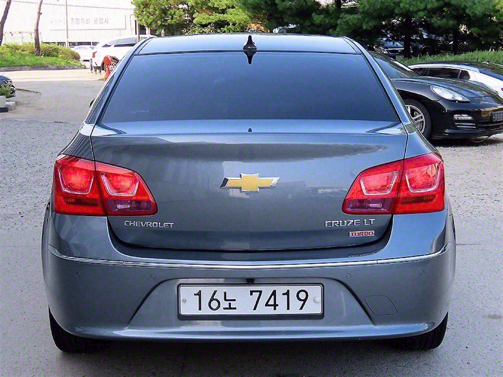 Chevrolet Cruise - Vista 4