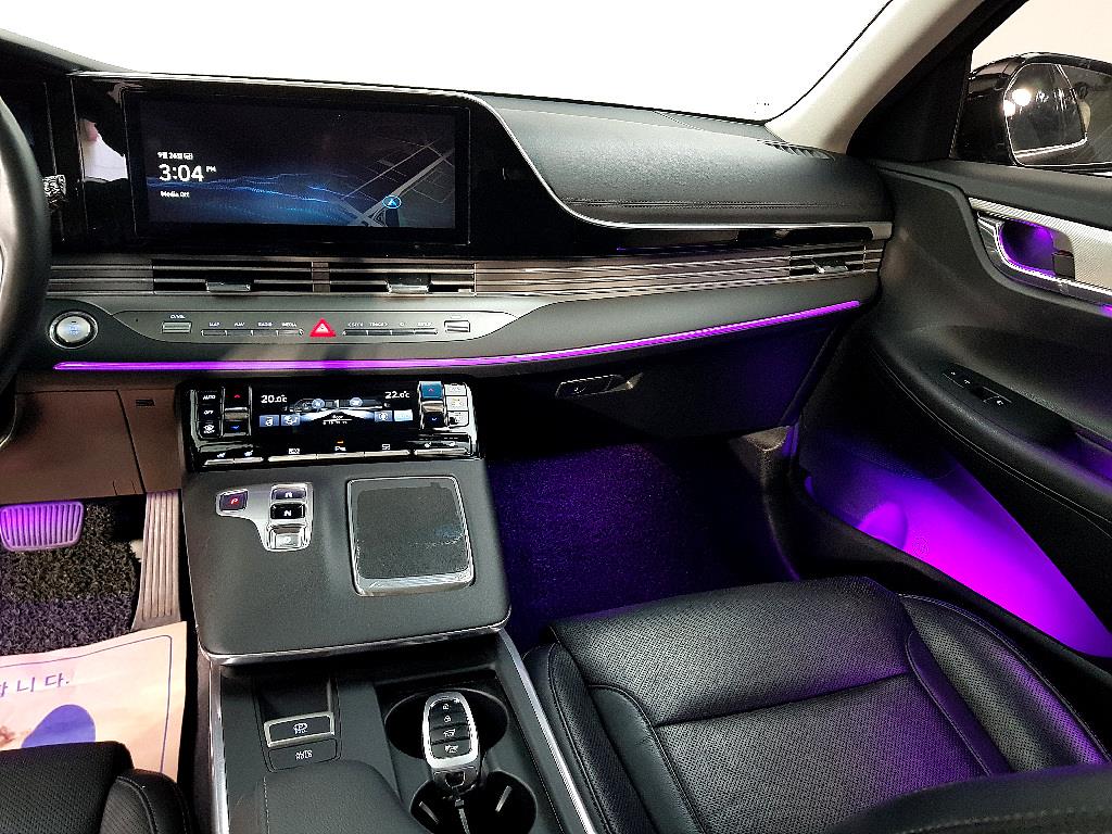 HYUNDAI Grandeur - Vista 9