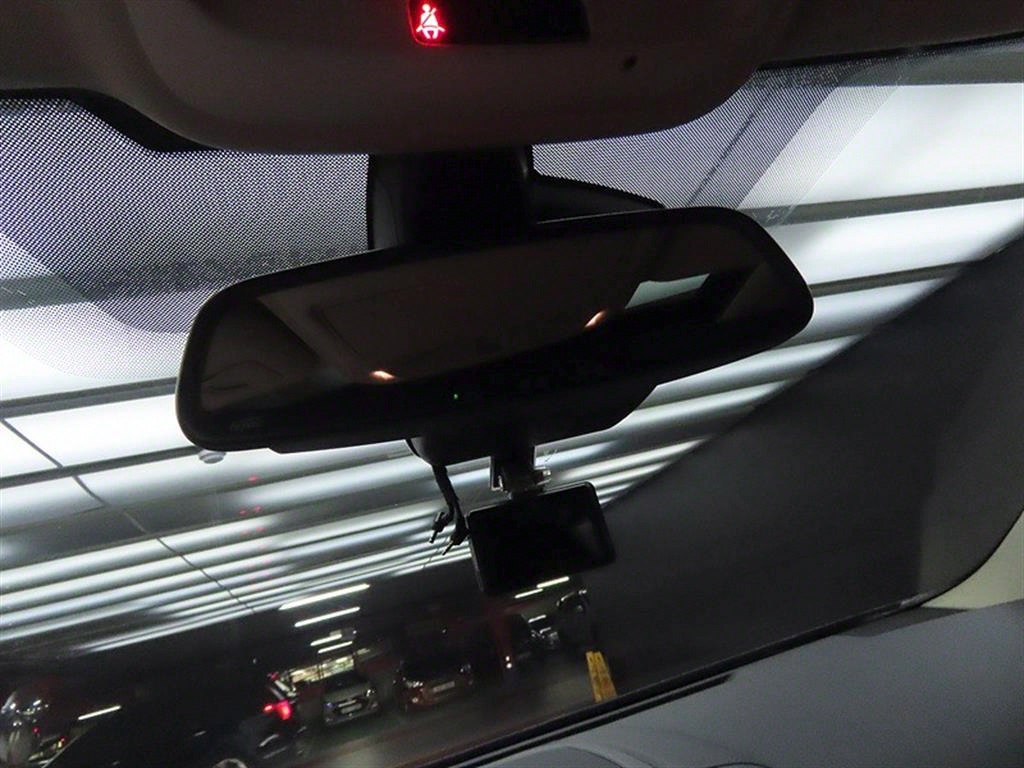 SAMSUNG QM6 - Vista 11