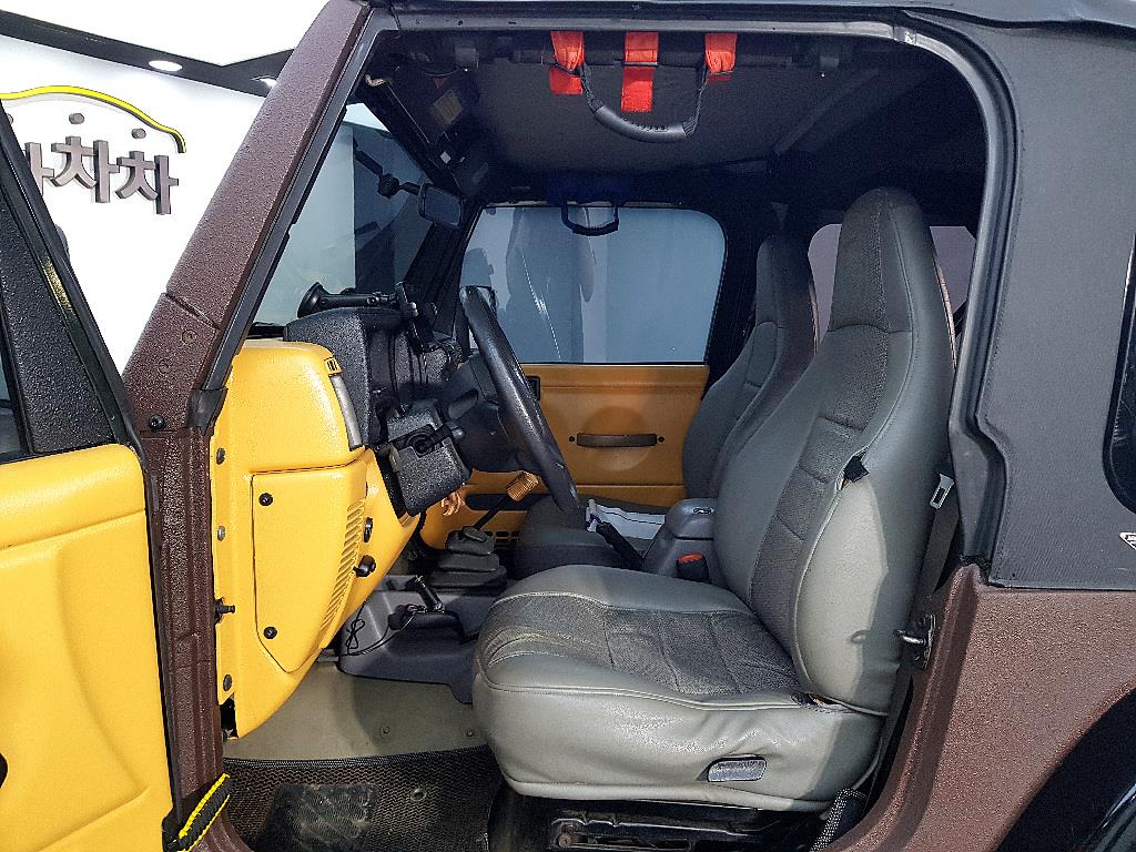 Jeep Wrangler - Vista 8