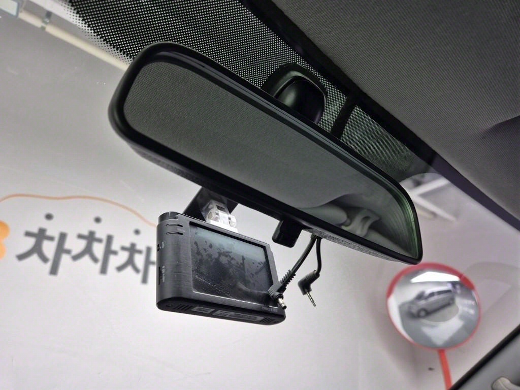 HYUNDAI Starex - Vista 10