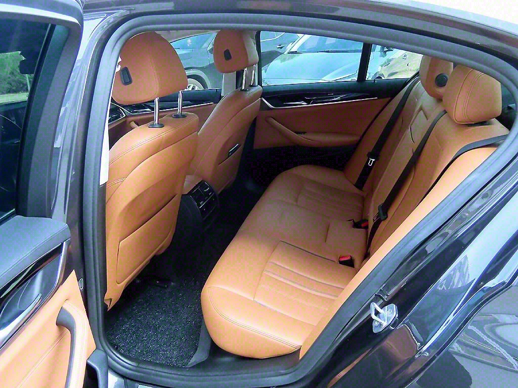 BMW 5 Series - Vista 6