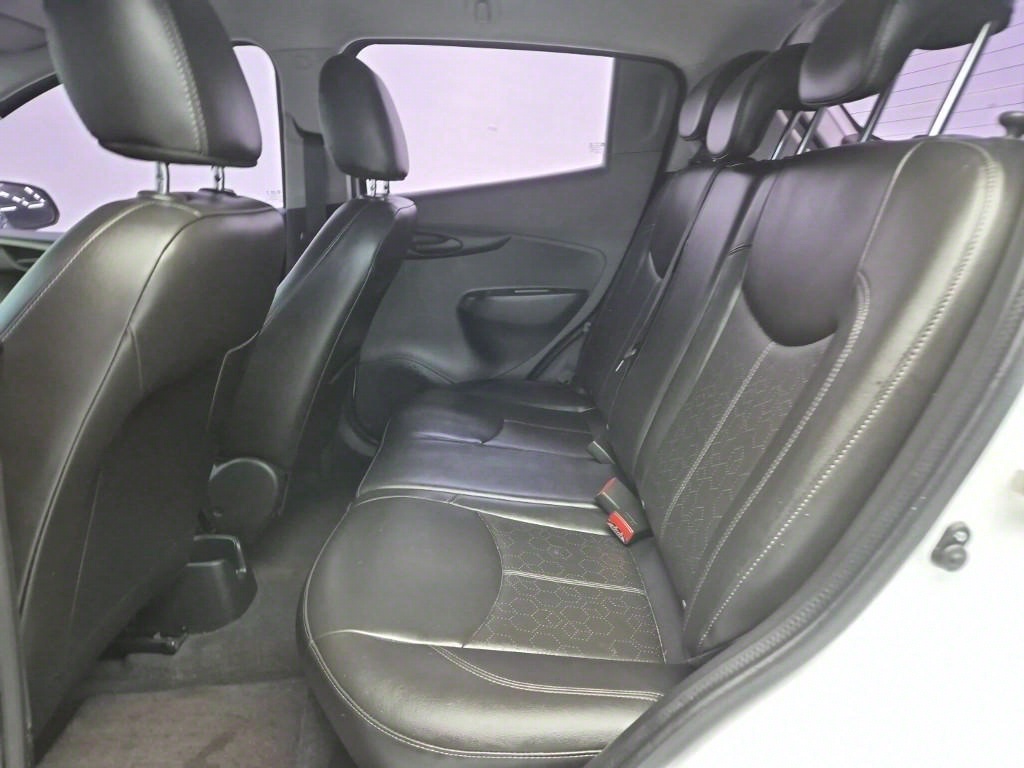 Chevrolet Spark 2016 Blanco - Importación desde Corea - HF Imports Iquique - Foto 14