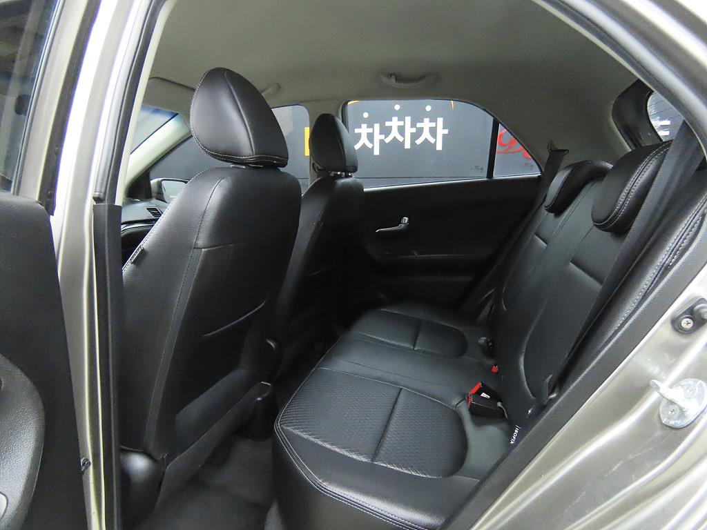 KIA Morning - Vista 6