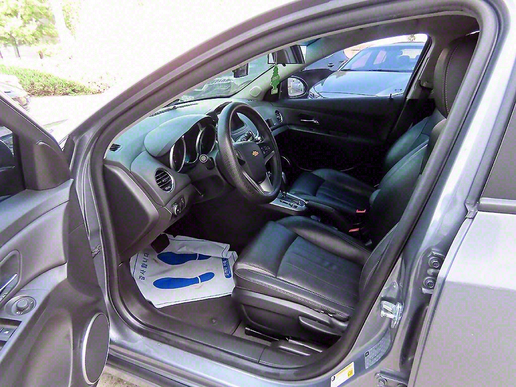 Chevrolet Cruise - Vista 5