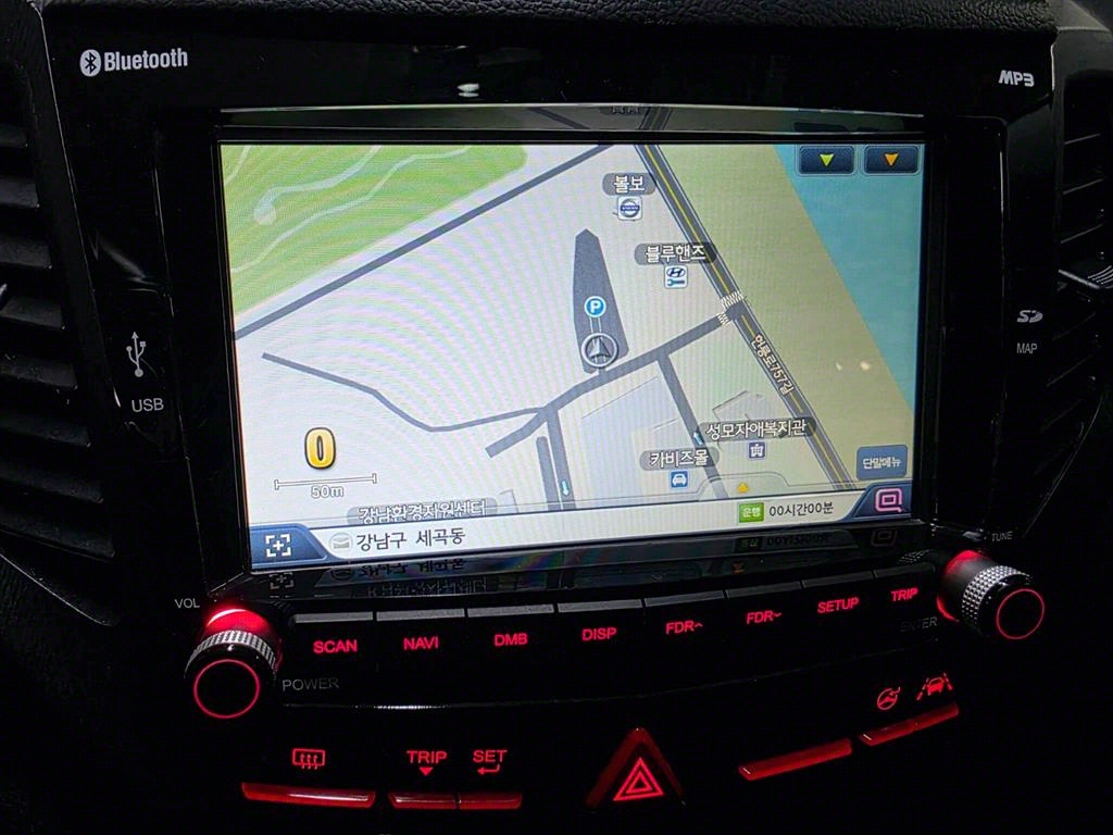 Ssangyong Tivoli 2017 Blanco - Importación desde Corea - HF Imports Iquique - Foto 13