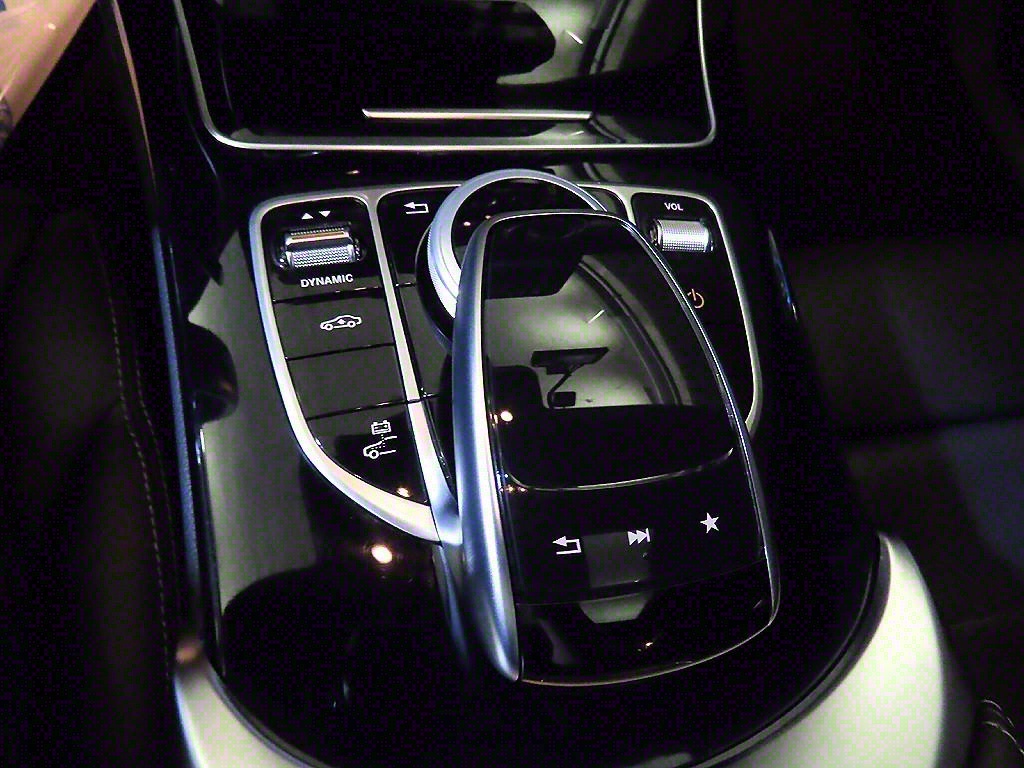 Mercedes Benz C Class 2018 Blanco - Importación desde Corea - HF Imports Iquique - Foto 14