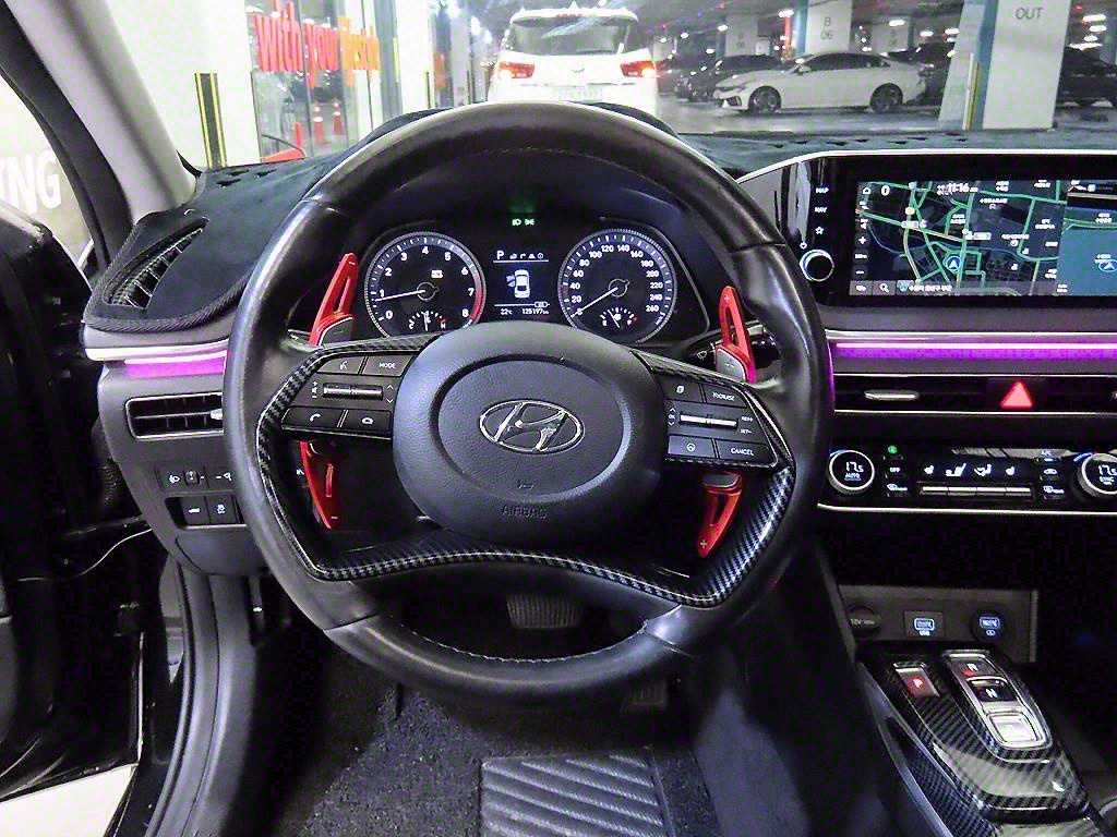 HYUNDAI Sonata - Vista 8