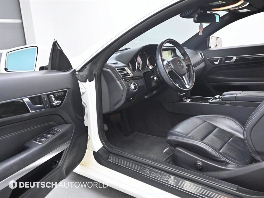 Mercedes Benz E class - Vista 11