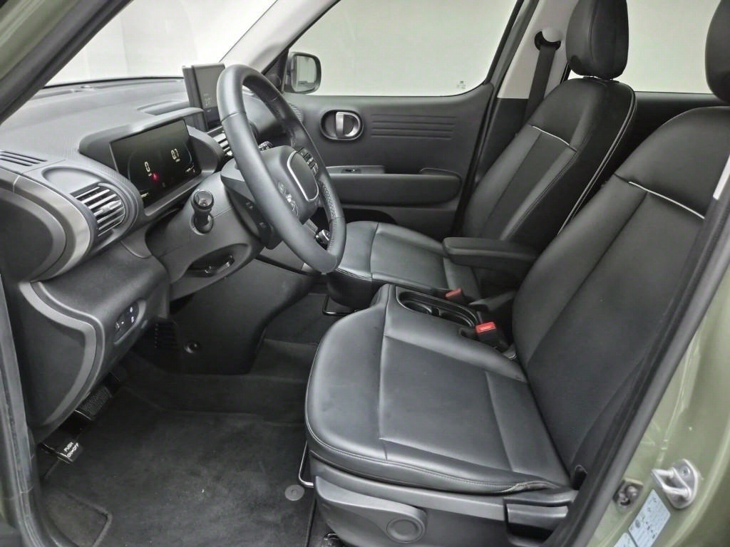 HYUNDAI Casper - Vista 11