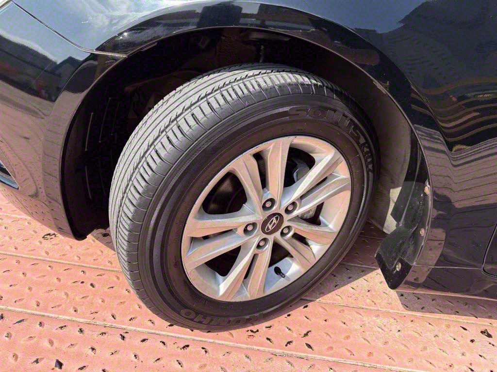 HYUNDAI Sonata - Vista 8