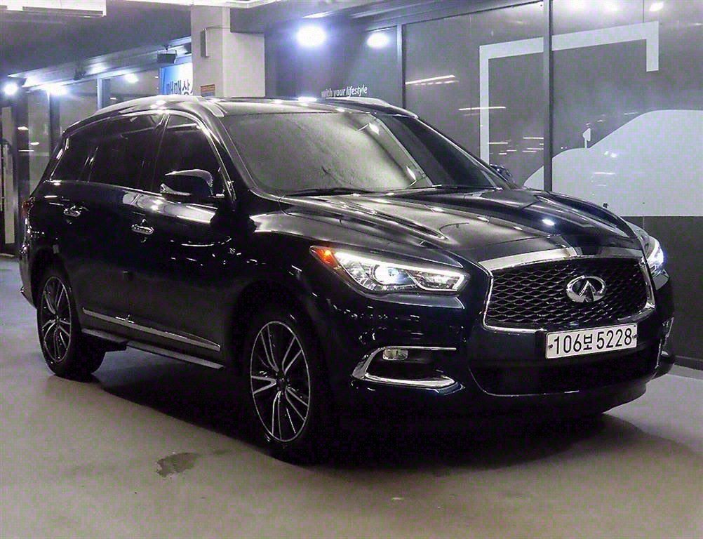 Infiniti QX