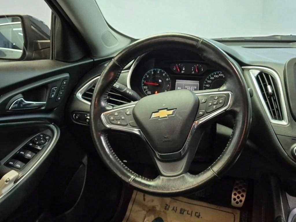 Chevrolet Malibu - Vista 9