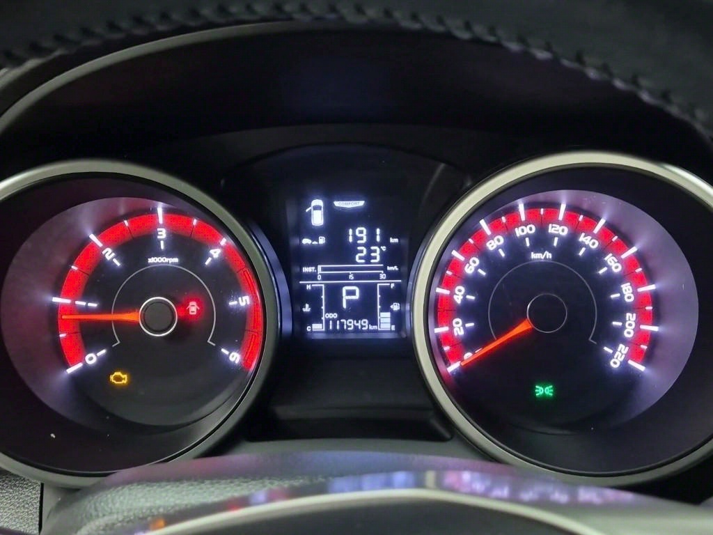 Ssangyong Tivoli - Vista 6