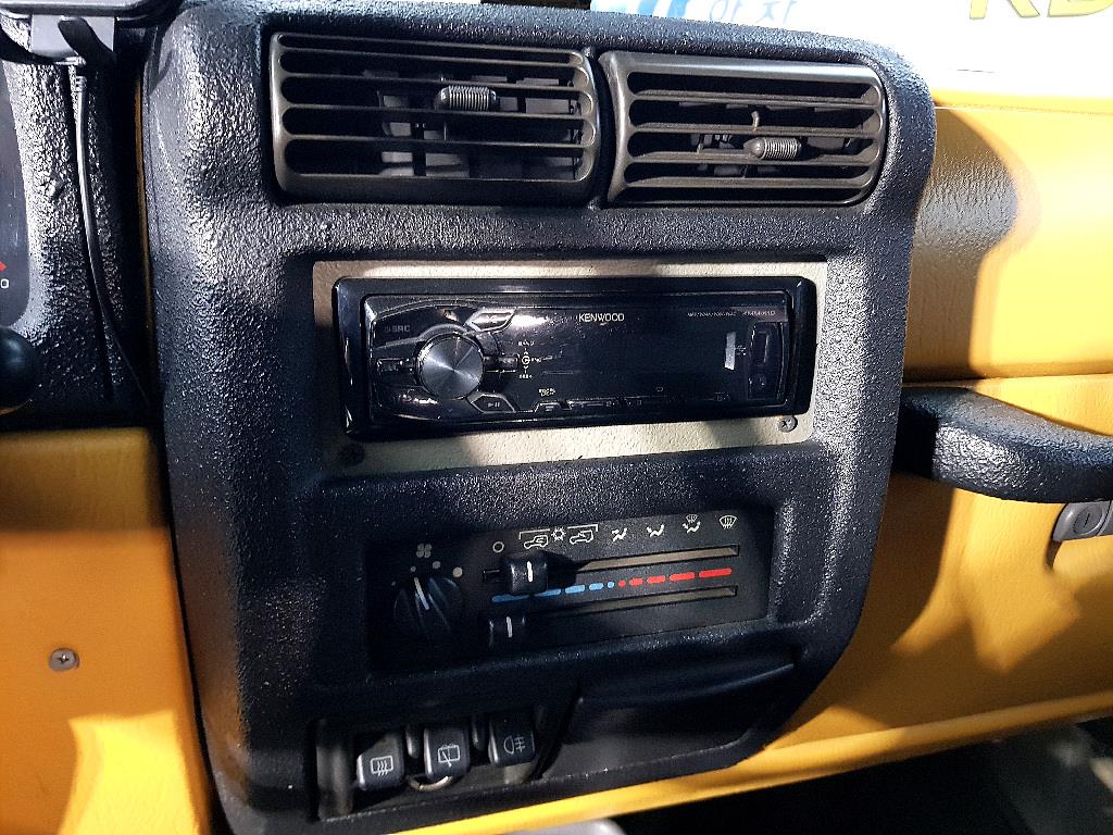 Jeep Wrangler 1997 Verde - Importación desde Corea - HF Imports Iquique - Foto 16