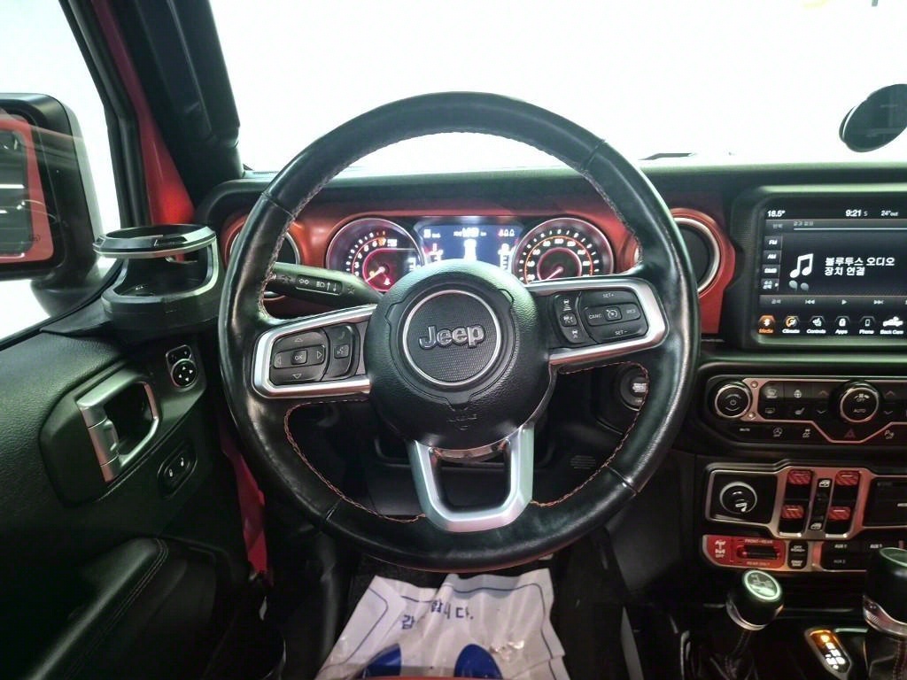 Jeep Gladiator - Vista 9