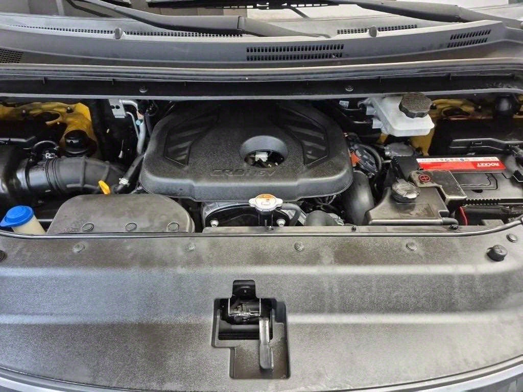 HYUNDAI Starex - Vista 5