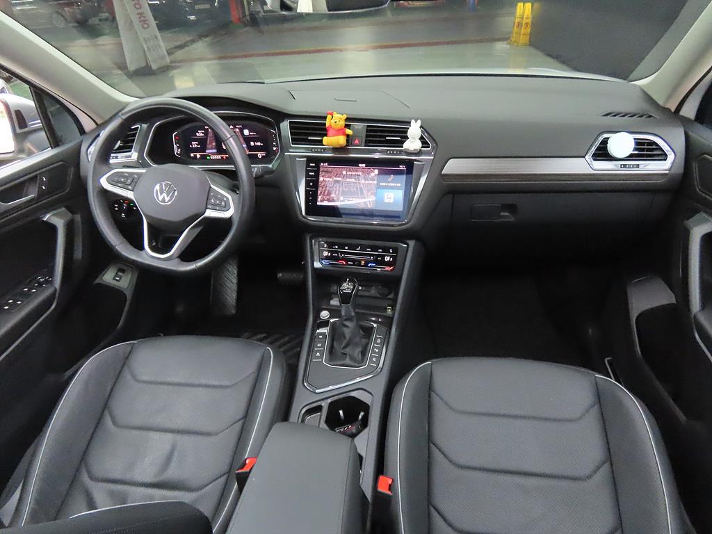 Volkswagen Tiguan - Vista 5