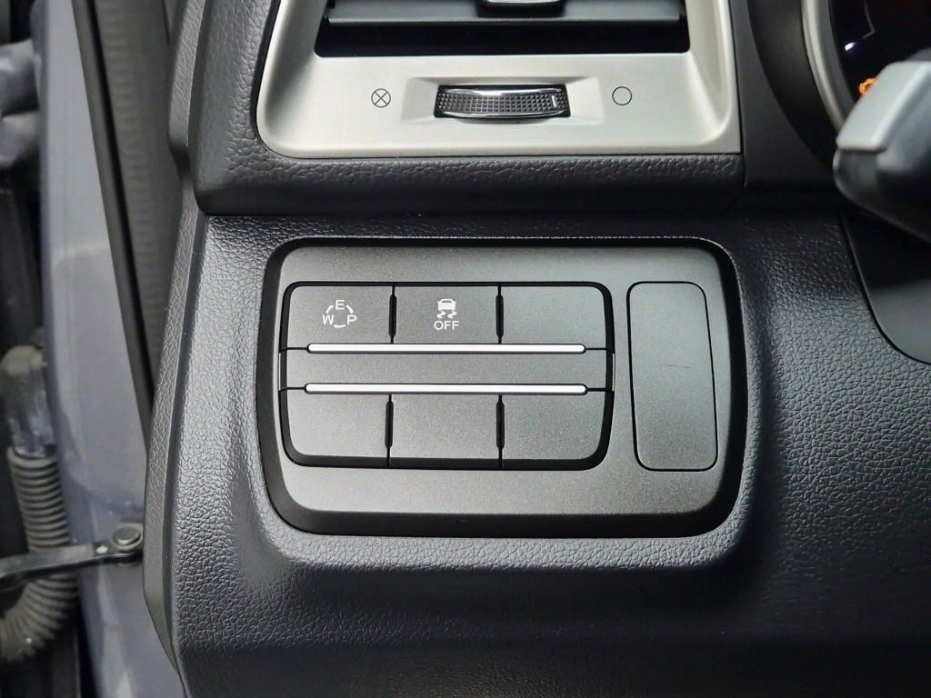 Ssangyong Tivoli 2016 Gris - Importación desde Corea - HF Imports Iquique - Foto 14