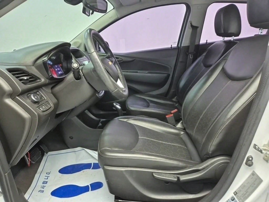 Chevrolet Spark - Vista 11