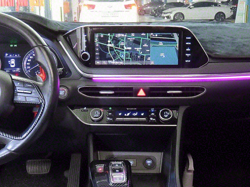 HYUNDAI Sonata - Vista 11